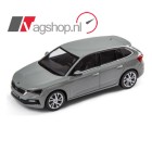 Skoda Scala schaalmodel 1:43 Maan wit/Staalgrijs